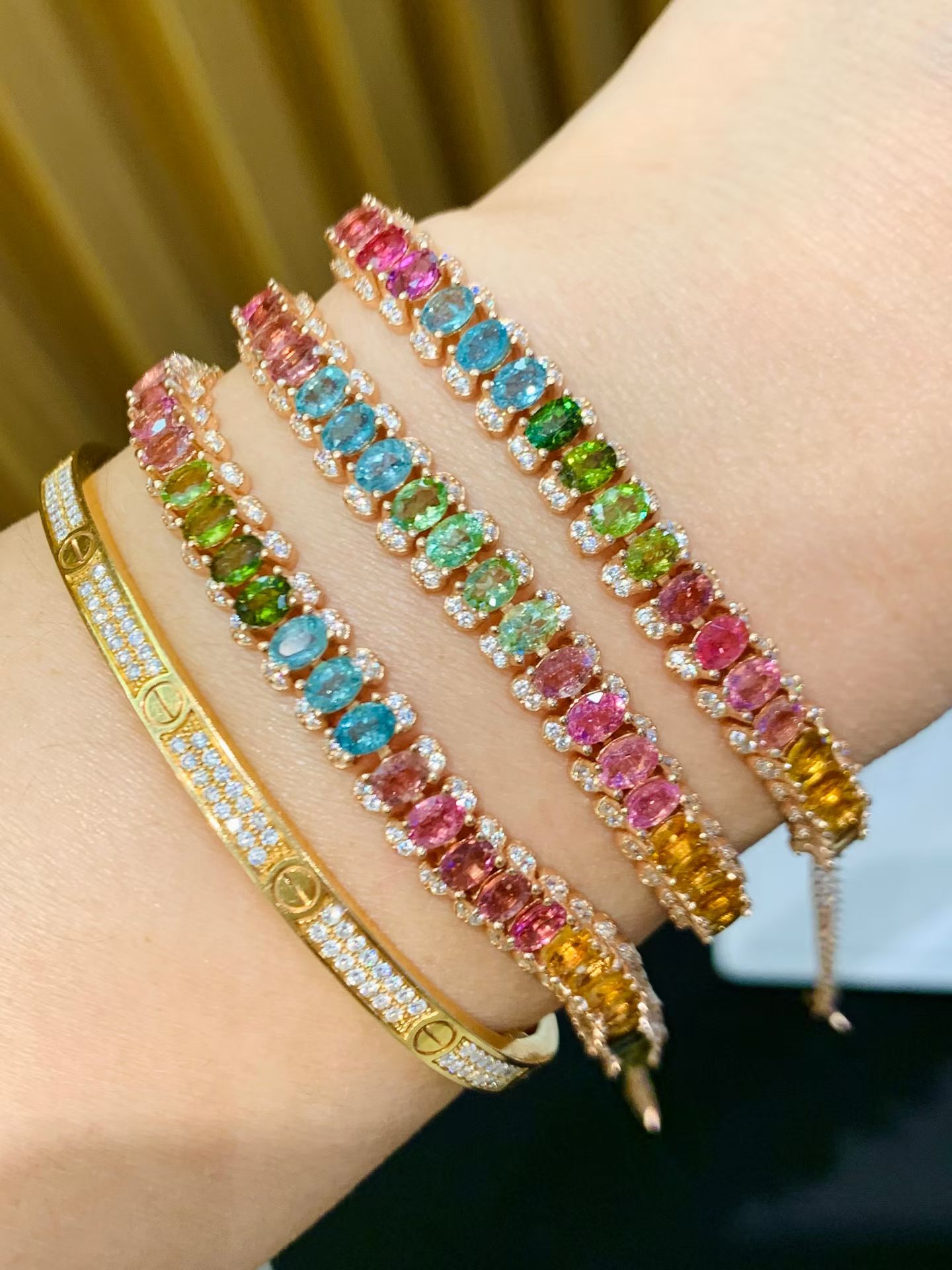 Ethnic Fashion Boutique - Pulsera de Piedras Preciosas de Turmalina