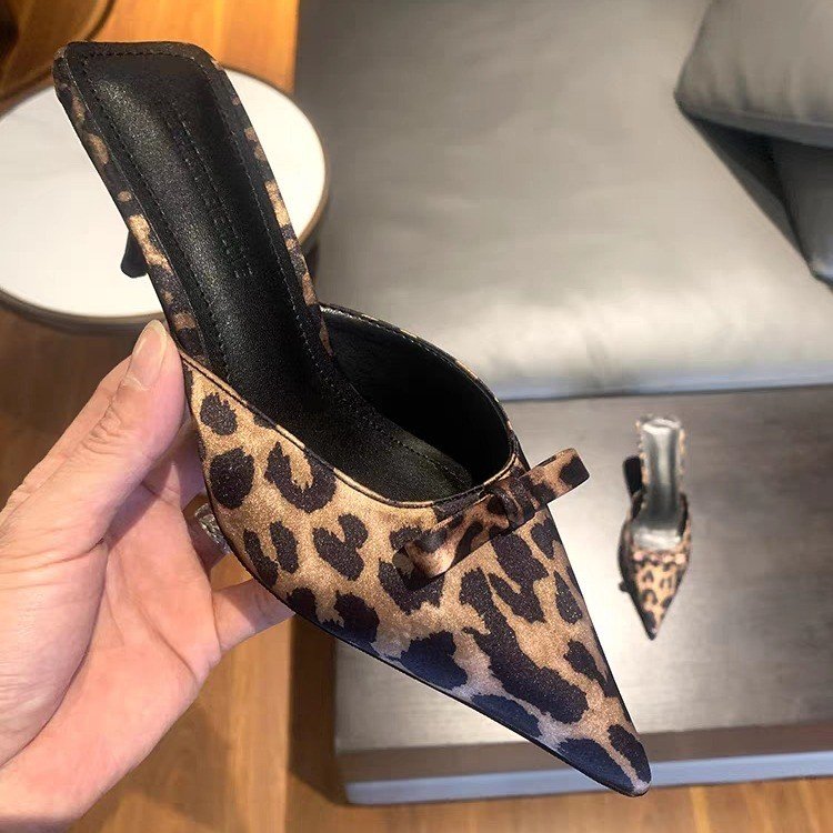 Zapatillas de tacón alto con e - Ethnic Fashion reseña y precio