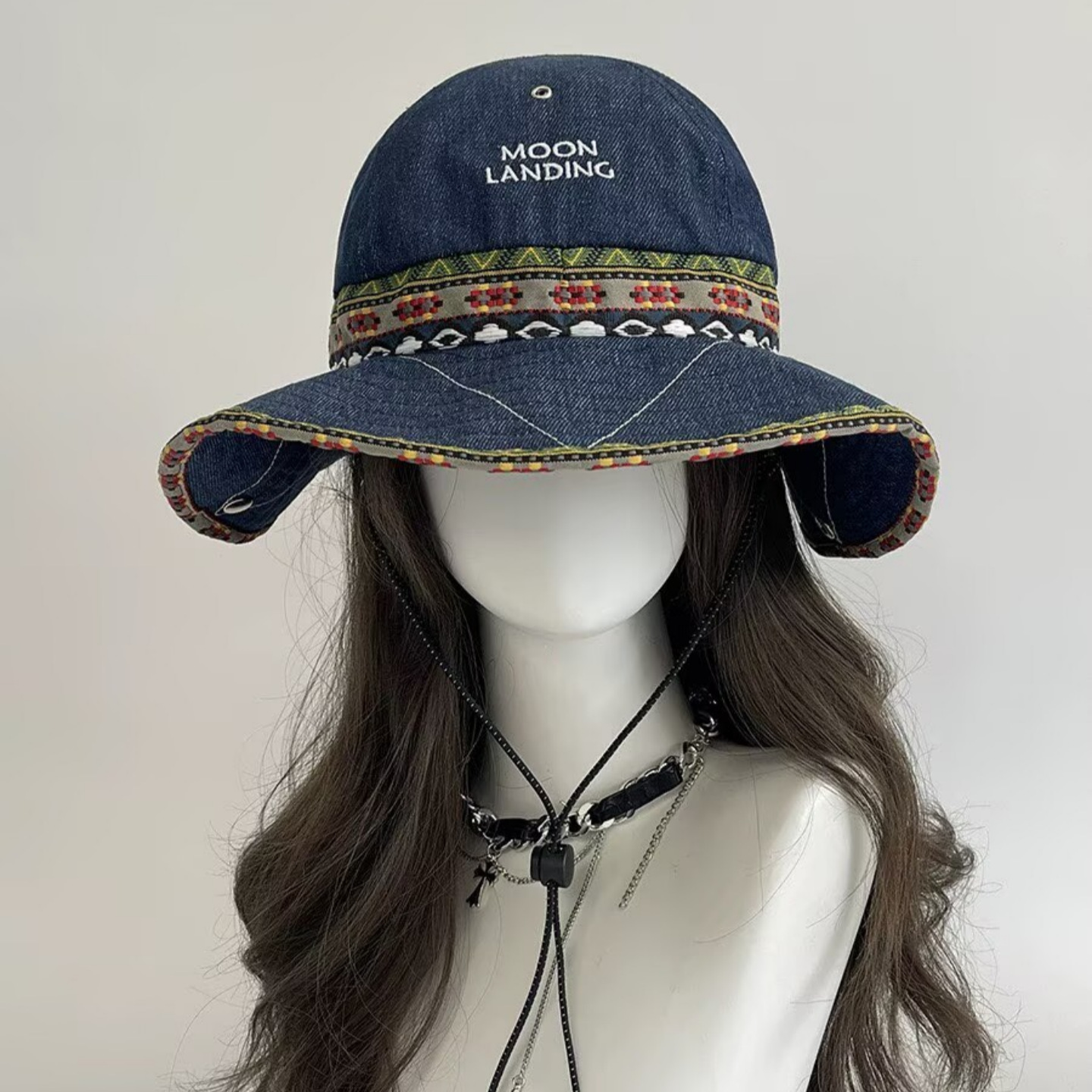 Sombrero de Pescador de Mezcli - Ethnic Fashion Photography reseña y precio