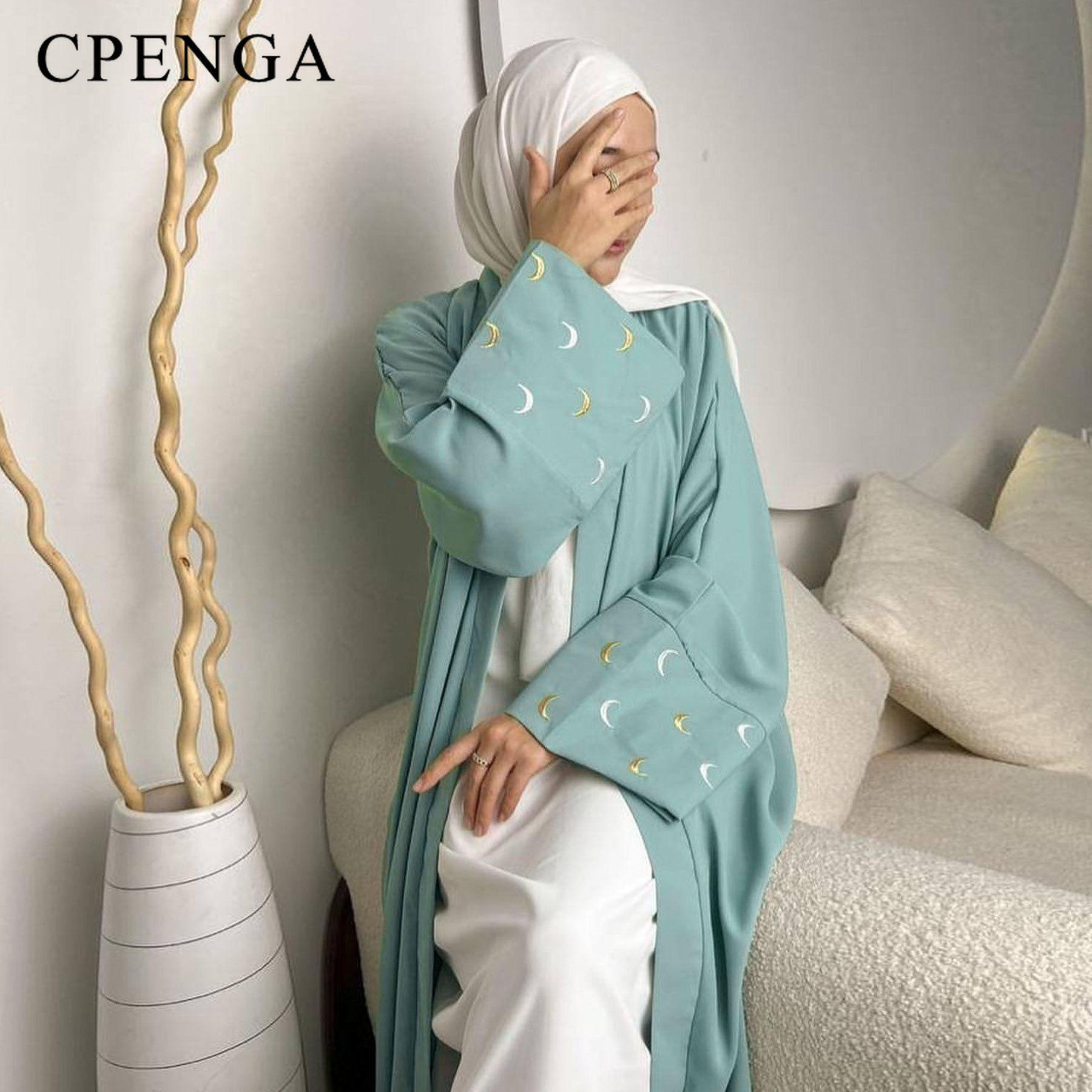 2024 Luna nueva bordada Dubai  - Abaya Modest Wear reseña y precio