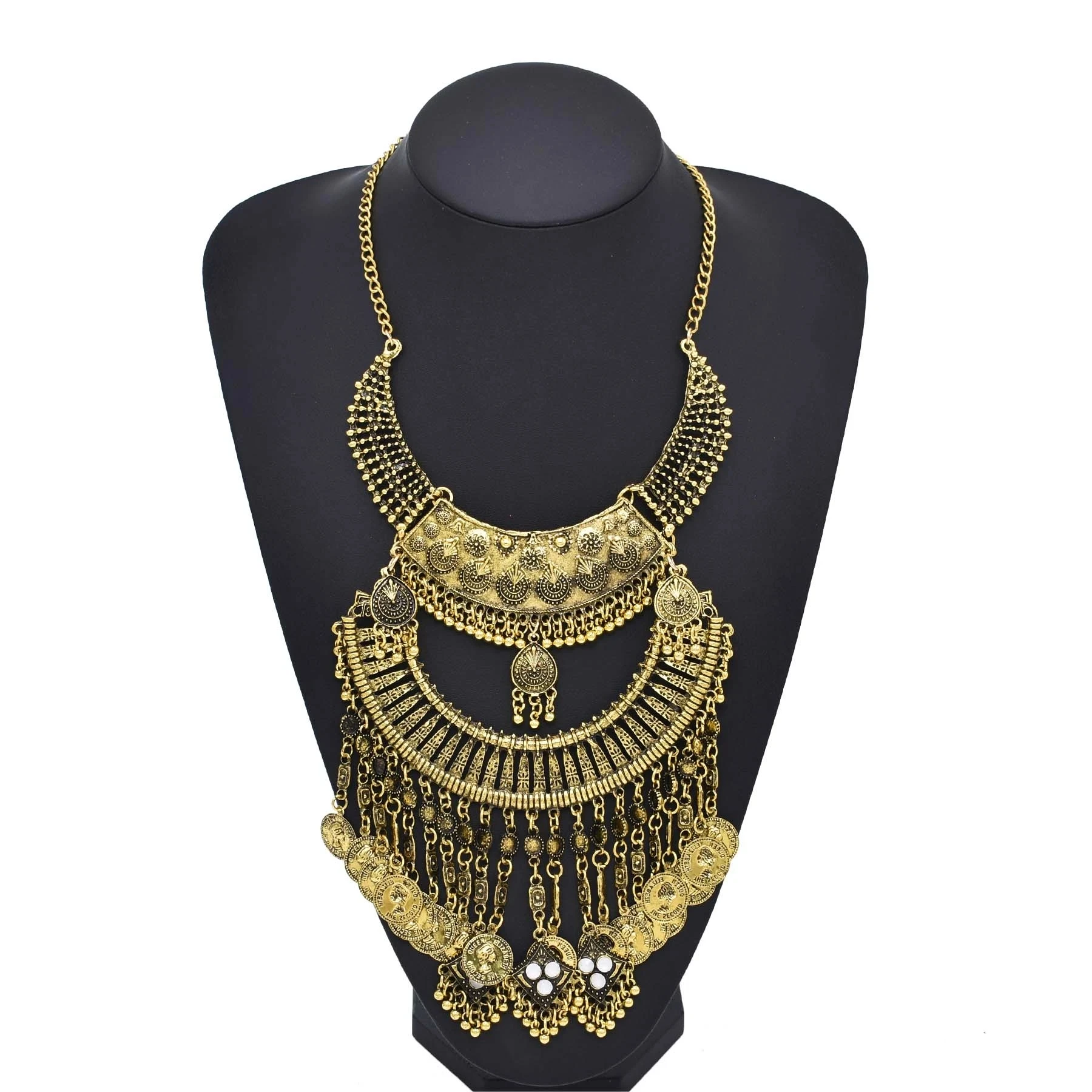 Collar con pechera de monedas  - Ethnic Fashion Pakistan reseña y precio